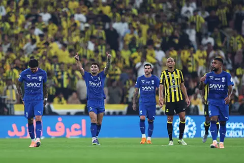 دقيقة بدقيقة.. كلاسيكو السعودية.. اتحاد جدة 0-2 الهلال ( هدف ملغي )